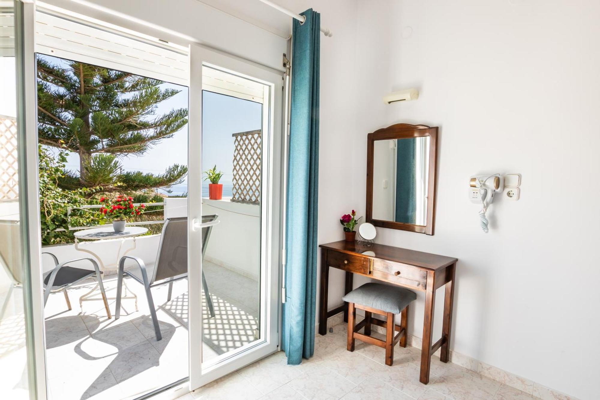 Perama Hotel, Karpathos Amoopi Eksteriør bilde